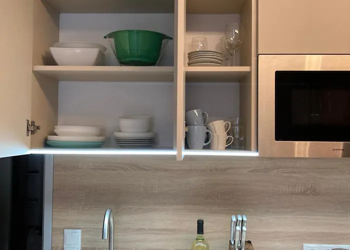 Fresh & Free Parking Lägenhet